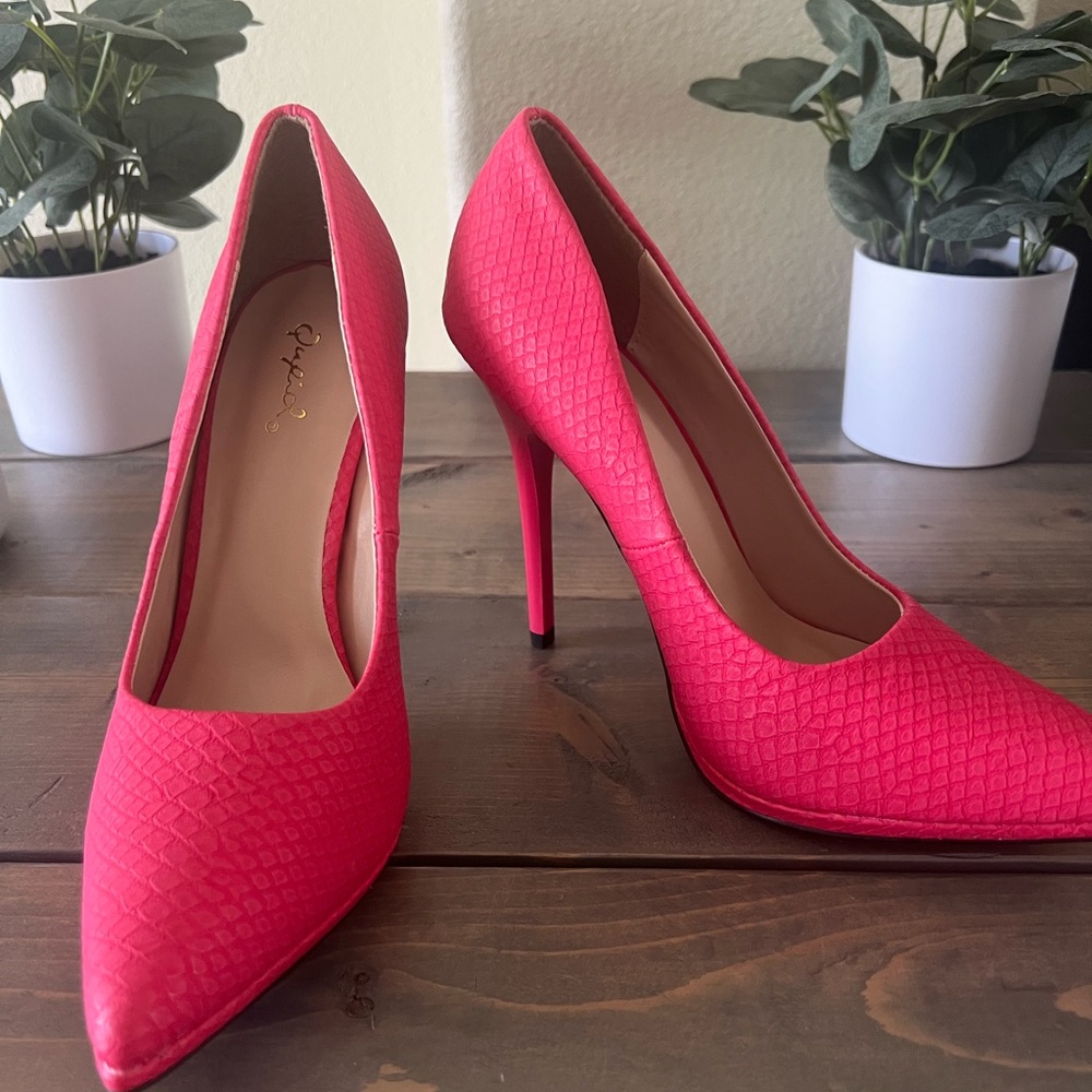 Qupid heels size 8.5